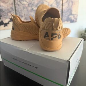 APL Women's Techloom Traveler Slip-On Sneakers